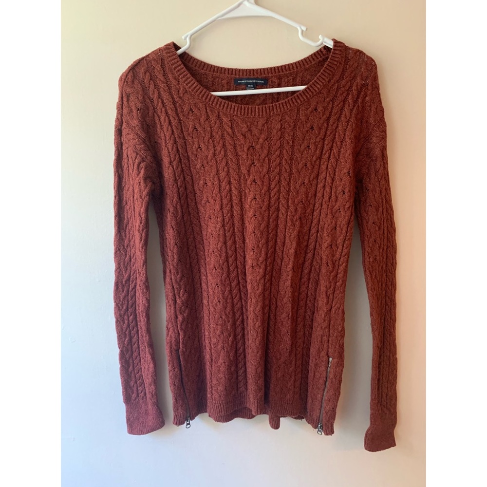 American Eagle sweater - medium